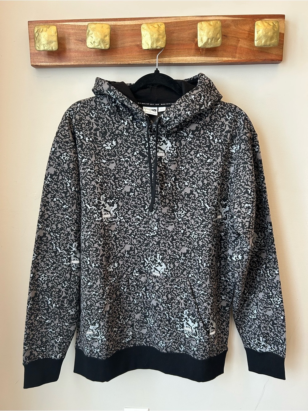 PUMA Graphic Hoodie - Size M - Streetwear Oversized Y2K